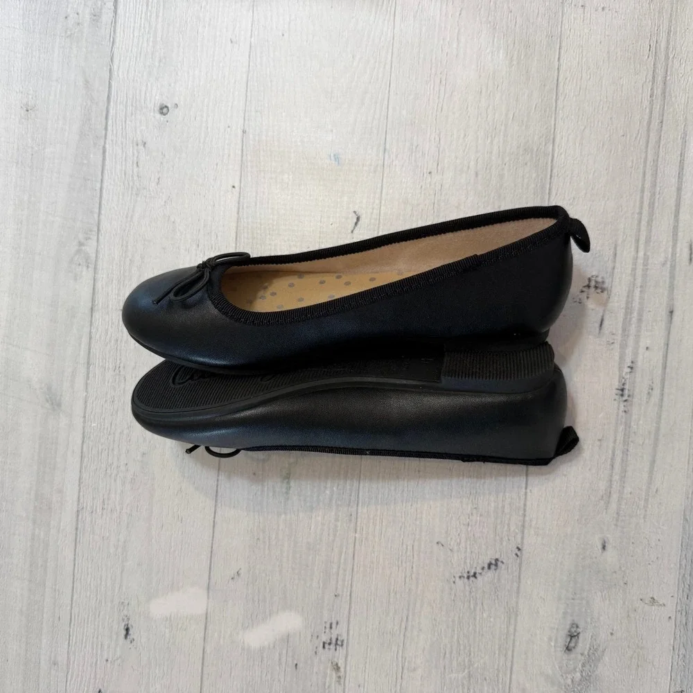 Cat & Jack girls black slip in flats size 13